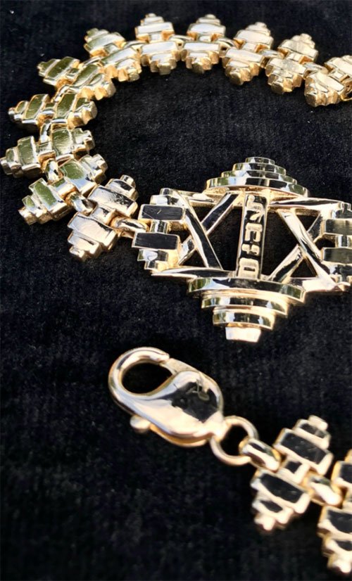 14K-YELLOW-GOLD-HEBREW-FAITH-&-FITNESS-L’CHAIM-BRACELET